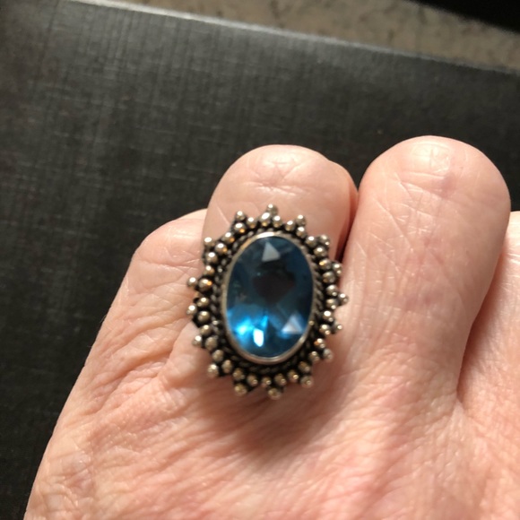 Jewelry - VINTAGE RING BLUE TOPAZ STONE NWOT